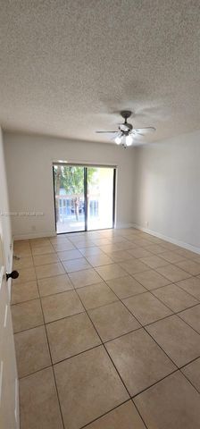 8100 Geneva Ct 233, Doral, FL 33166
