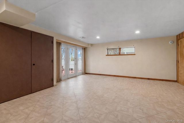 217-63 Corbett Road, Bayside, NY 11361