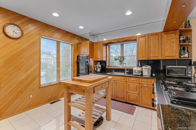 217-63 Corbett Road, Bayside, NY 11361