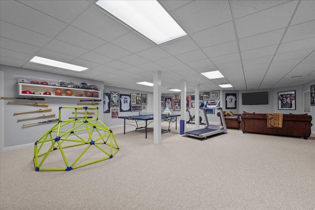 1725 Lilly Court, Highland Park, IL 60035