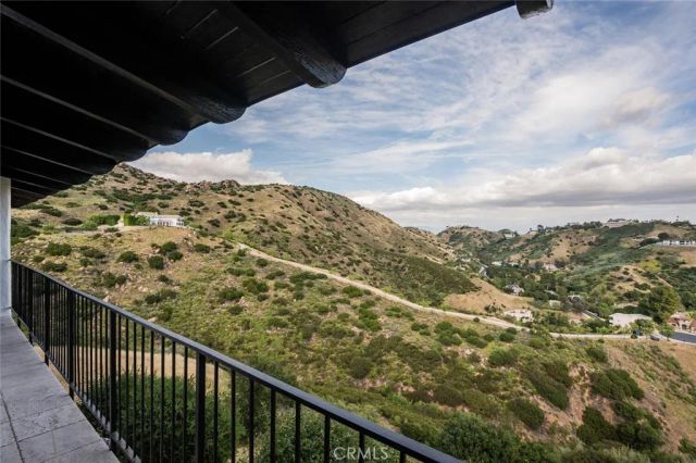 34 Sage Lane, Bell Canyon, CA 91307
