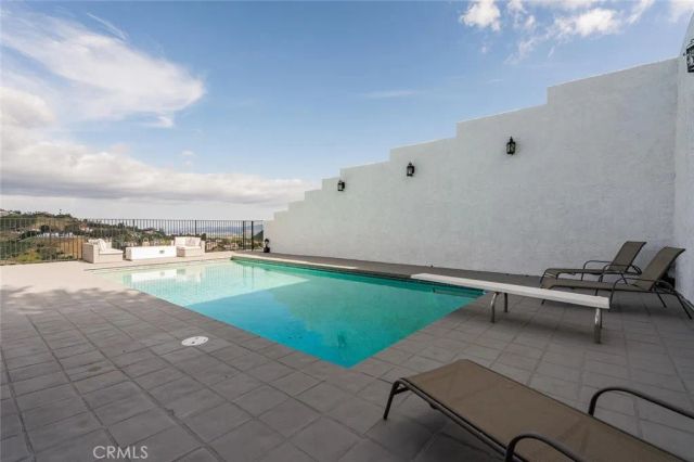 34 Sage Lane, Bell Canyon, CA 91307