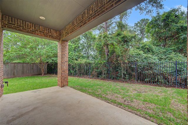 38 Jonquil Place, Tomball, TX 77375