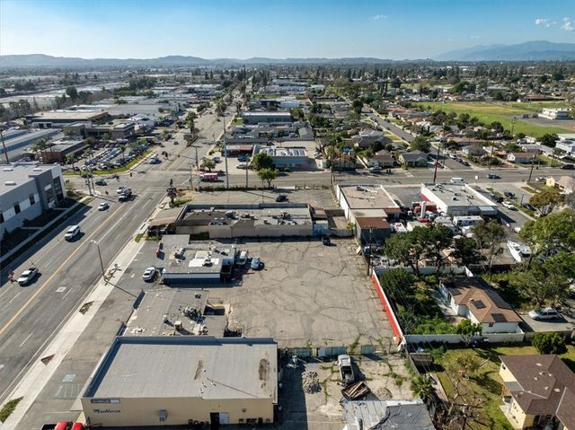 1528 1538 W Holt, Ontario, CA 91762