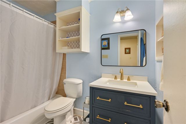 3101 Bluestem Drive, College Station, TX 77845