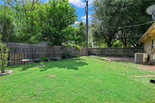 3101 Bluestem Drive, College Station, TX 77845