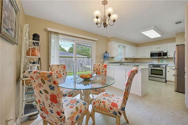 3101 Bluestem Drive, College Station, TX 77845