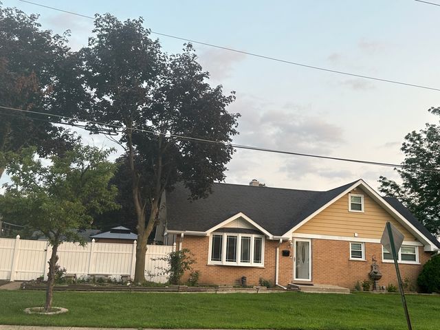 411 E Le Moyne Avenue, Northlake, IL 60164