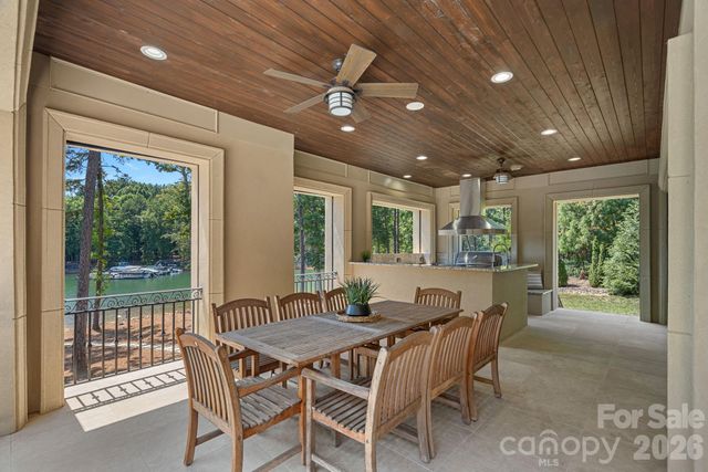 101 Wellfleet Lane, Mooresville, NC 28117