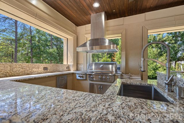 101 Wellfleet Lane, Mooresville, NC 28117
