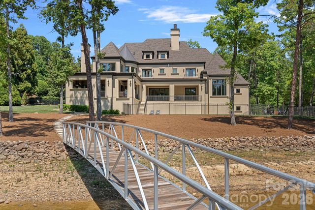 101 Wellfleet Lane, Mooresville, NC 28117