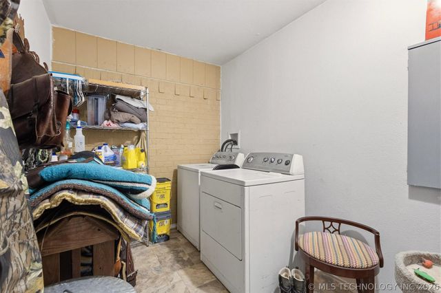 2628 E 2064 Road, Hugo, OK 74743