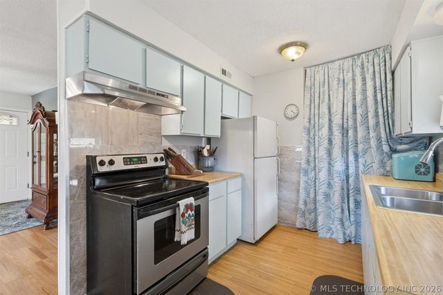 2628 E 2064 Road, Hugo, OK 74743