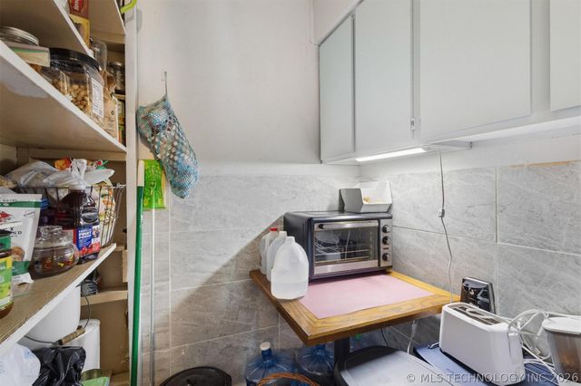 2628 E 2064 Road, Hugo, OK 74743