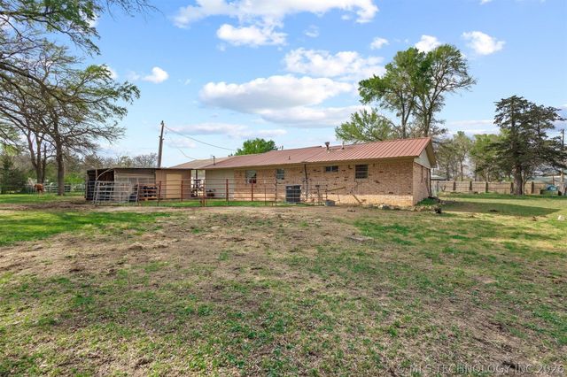 2628 E 2064 Road, Hugo, OK 74743