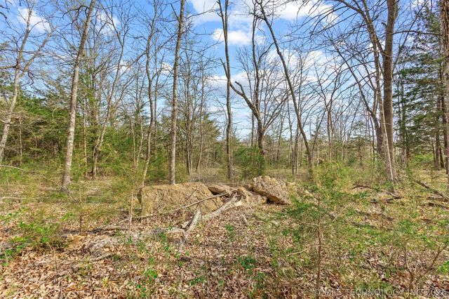 2628 E 2064 Road, Hugo, OK 74743