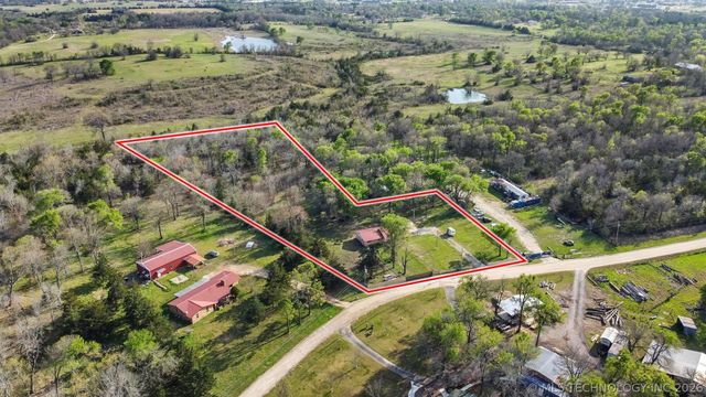 2628 E 2064 Road, Hugo, OK 74743