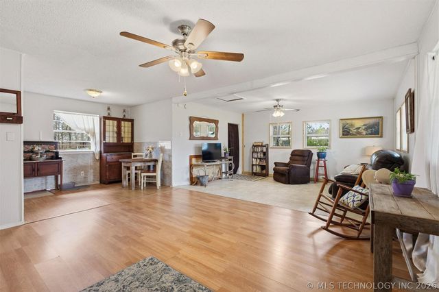 2628 E 2064 Road, Hugo, OK 74743