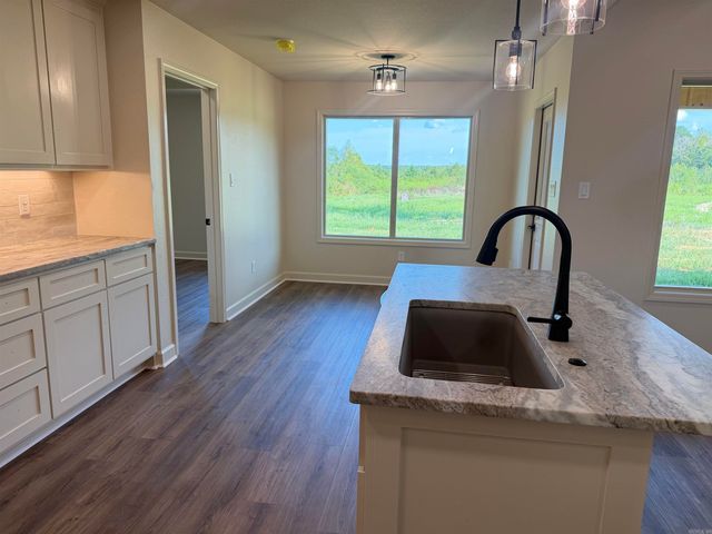 1088 Duke Drive, Bauxite, AR 72011