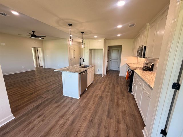 1088 Duke Drive, Bauxite, AR 72011