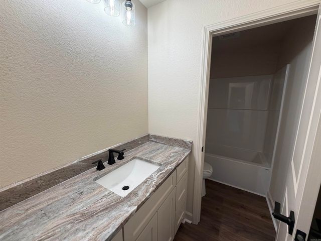 1088 Duke Drive, Bauxite, AR 72011