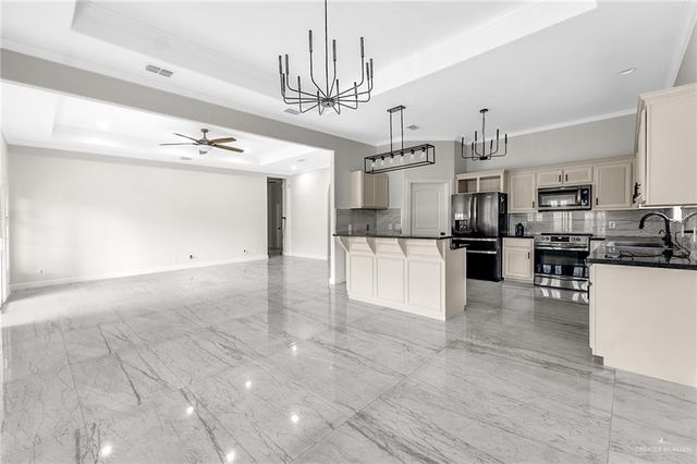 1104 N Boston College N Drive, Edinburg, TX 78541