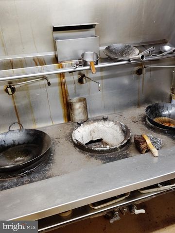 3102 G ST, Philadelphia, PA 19134