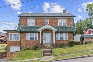 552 Halcomb Ave, Clairton, PA 15025