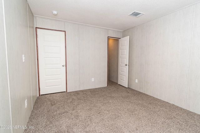 6171 BILL DAVIS Road, Glen St. Mary, FL 32040