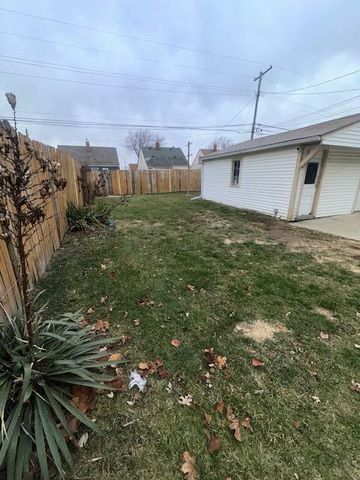 13348 Walnut Street, Southgate, MI 48195