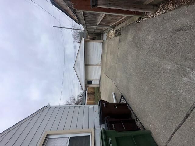 13348 Walnut Street, Southgate, MI 48195