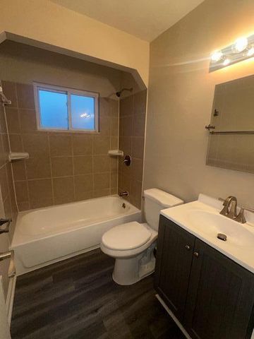 13348 Walnut Street, Southgate, MI 48195