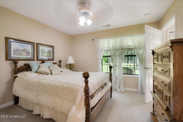 4210 Red Oaks Drive, Horn Lake, MS 38637