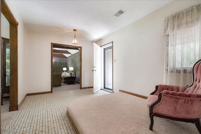 4210 Red Oaks Drive, Horn Lake, MS 38637