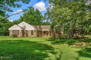 4210 Red Oaks Drive, Horn Lake, MS 38637