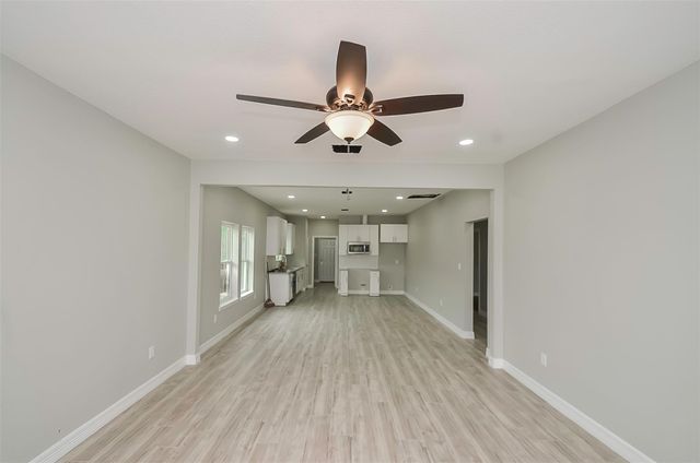 5621 Tommye Street, Houston, TX 77028