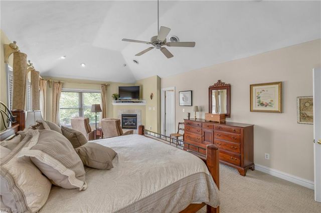 1310 Old Coach RD, Chesapeake, VA 23322