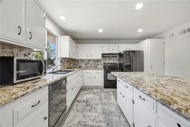 5477 Nestle Avenue 11, Tarzana, CA 91356