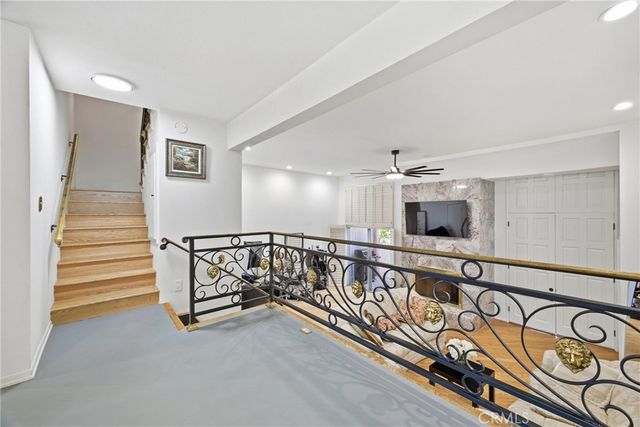 5477 Nestle Avenue 11, Tarzana, CA 91356