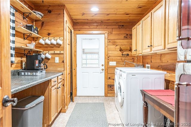 105 Lakewood Drive, Aberdeen, NC 28315