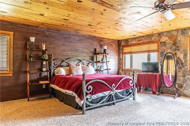 105 Lakewood Drive, Aberdeen, NC 28315