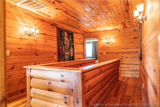 105 Lakewood Drive, Aberdeen, NC 28315