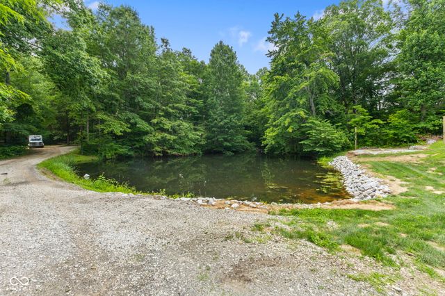 9912 N Cooney Road, Mooresville, IN 46158