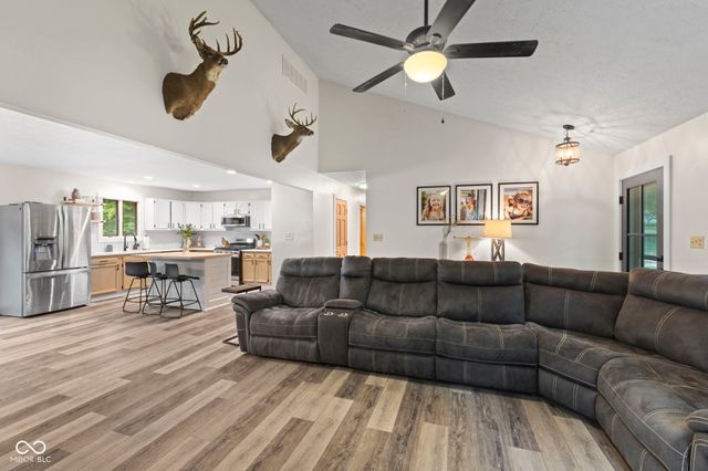 9912 N Cooney Road, Mooresville, IN 46158