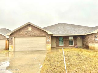 1302 N Clinton Avenue, Lubbock, TX 79416