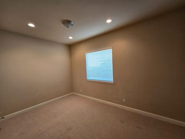 2204 Maloney Dr, Lincoln, CA 95648