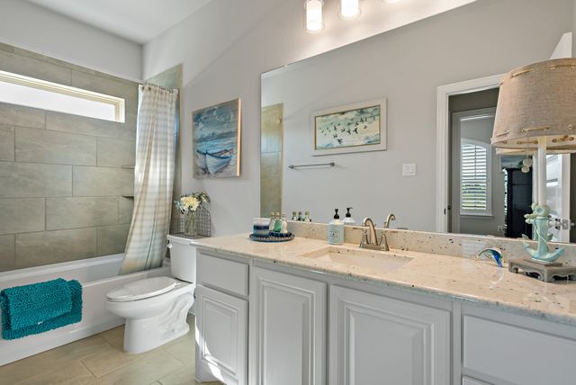 103 Walnut Drive, Van Alstyne, TX 75495