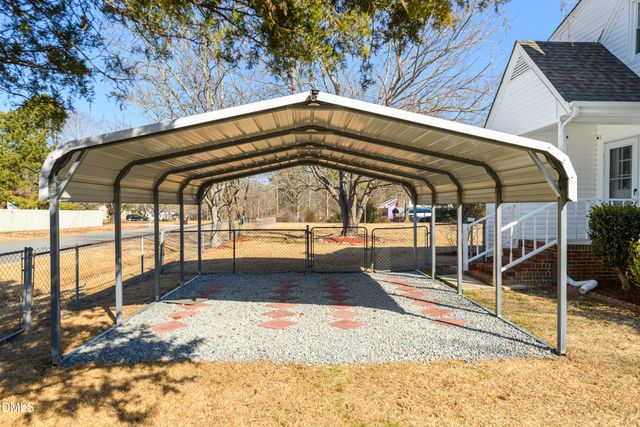 624 Wagstaff Road, Fuquay Varina, NC 27526