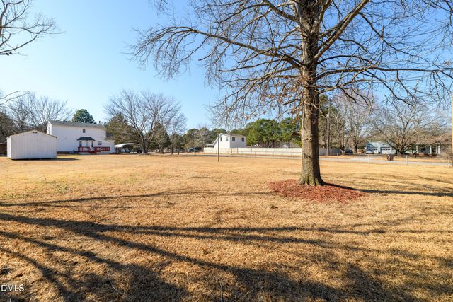 624 Wagstaff Road, Fuquay Varina, NC 27526