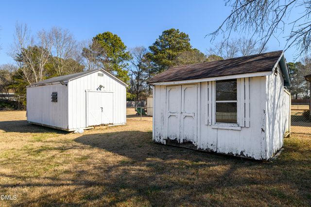 624 Wagstaff Road, Fuquay Varina, NC 27526